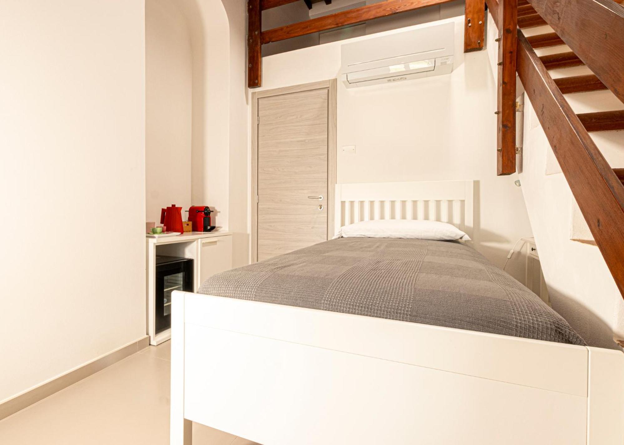 B&B Villa Costanza Lacona Extérieur photo
